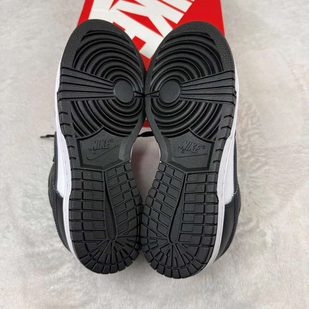 Nike these dunk